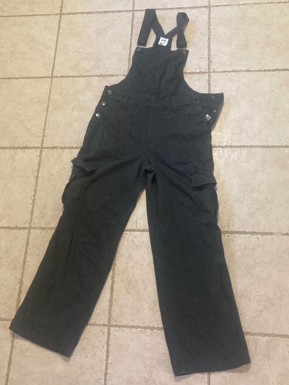 Aerie Baggy Cargo Overalls in Black Size Medium